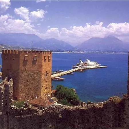5 Star Villa, With Private Chef, Daily Housekeeping And Personal Concierge, 1039 Villa Alanya