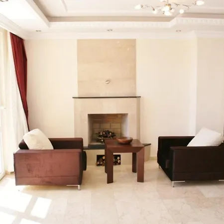 5 Star Villa, With Private Chef, Daily Housekeeping And Personal Concierge, 1039 * 阿拉尼亚