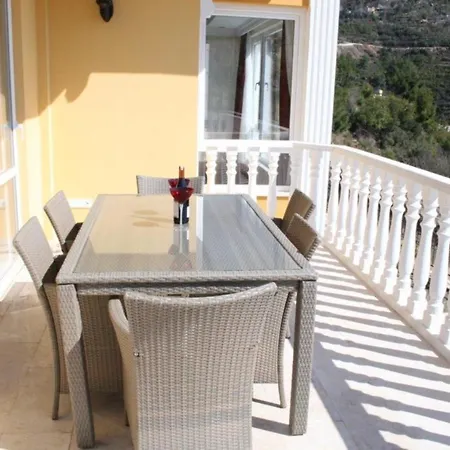 5 Star Villa, With Private Chef, Daily Housekeeping And Personal Concierge, 1039 Villa